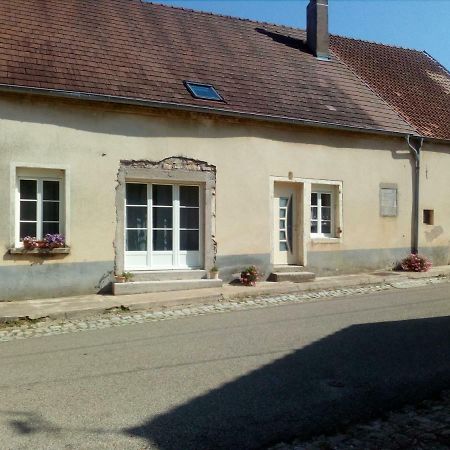 Chambres Chez L Habitant Frasne-les-Meulieres Екстериор снимка